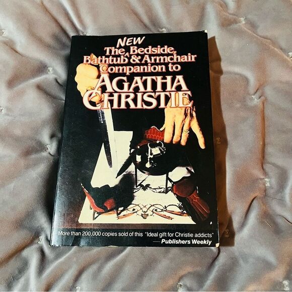 The Bedside Bathtub & Armchair Companion to Agatha Christie Book 1986 Dick Riley - Picture 4 of 11